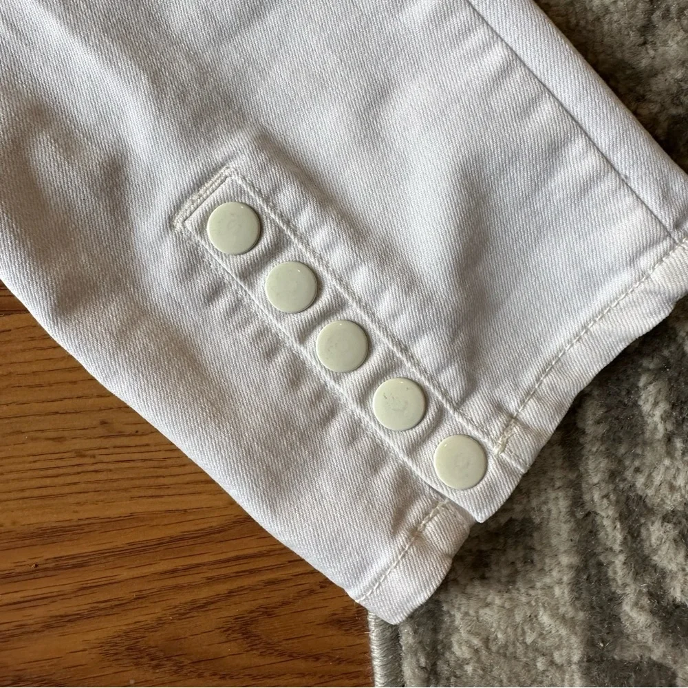 Women’s White Chico’s 0.5 Platinum Denim Jeans Tapered‎ Cropped Skinny - Picture 5 of 7